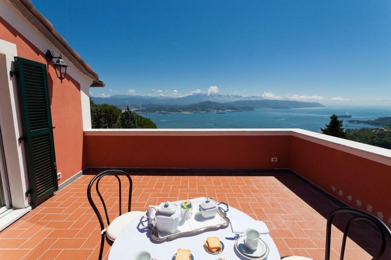 Villa Bellosguardo Apartments La Spezia Exterior photo